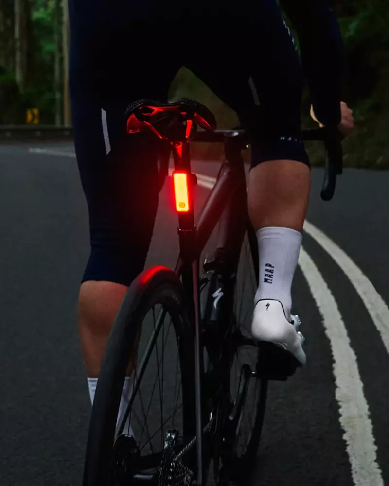 Knog sada světel Blinder PRO 1300/R150