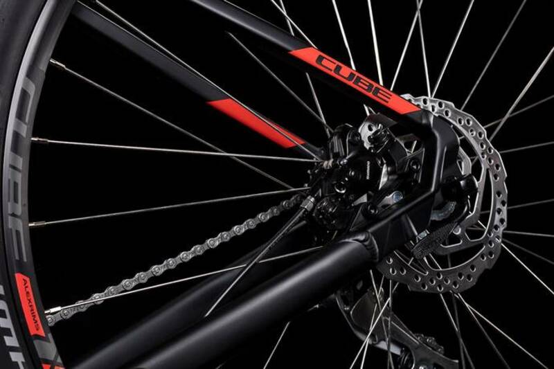 Cube horské kolo AIM RACE black red