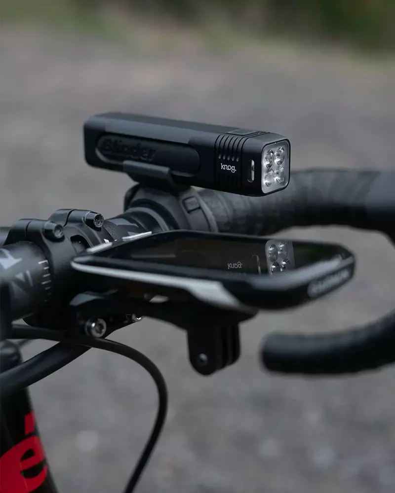 Knog přední světlo Blinder PRO 900